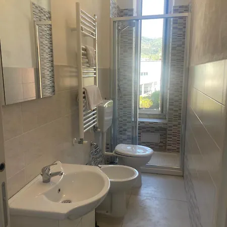 Apartment Near Station-terre D'amare Liguria 2